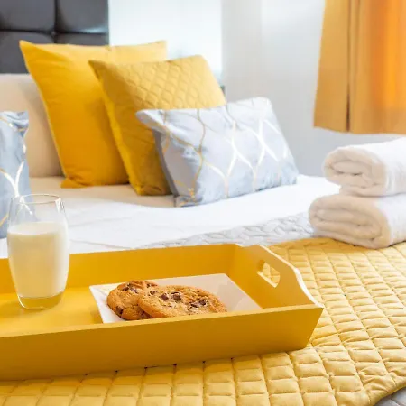 بيت للعطل Mountain View Beautiful Large House By *