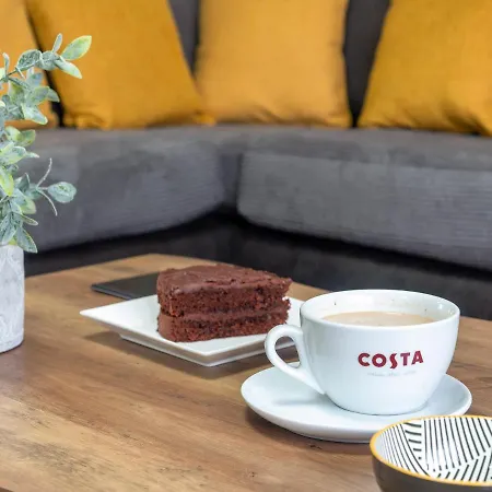 Mountain View Beautiful Large House By Holiday home