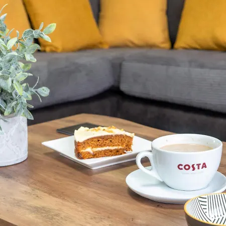 بيت للعطل Mountain View Beautiful Large House By *