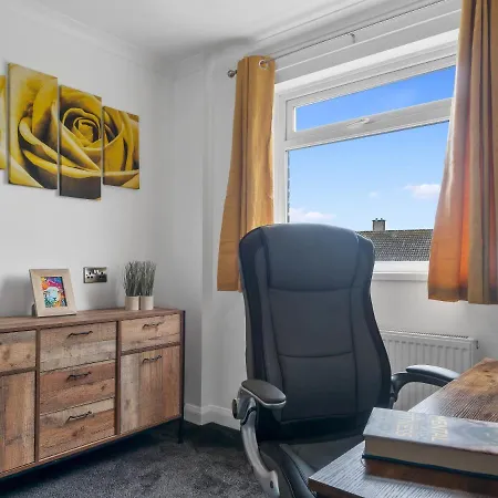 Mountain View Beautiful Large House By بيت للعطل *