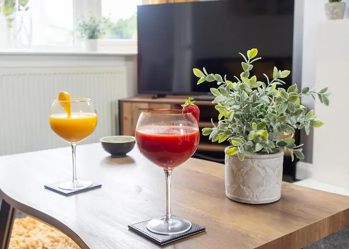 Mountain View Beautiful Large House By Nyaraló *