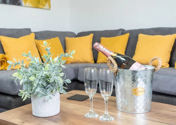 Mountain View Beautiful Large House By Nyaraló Cockermouth